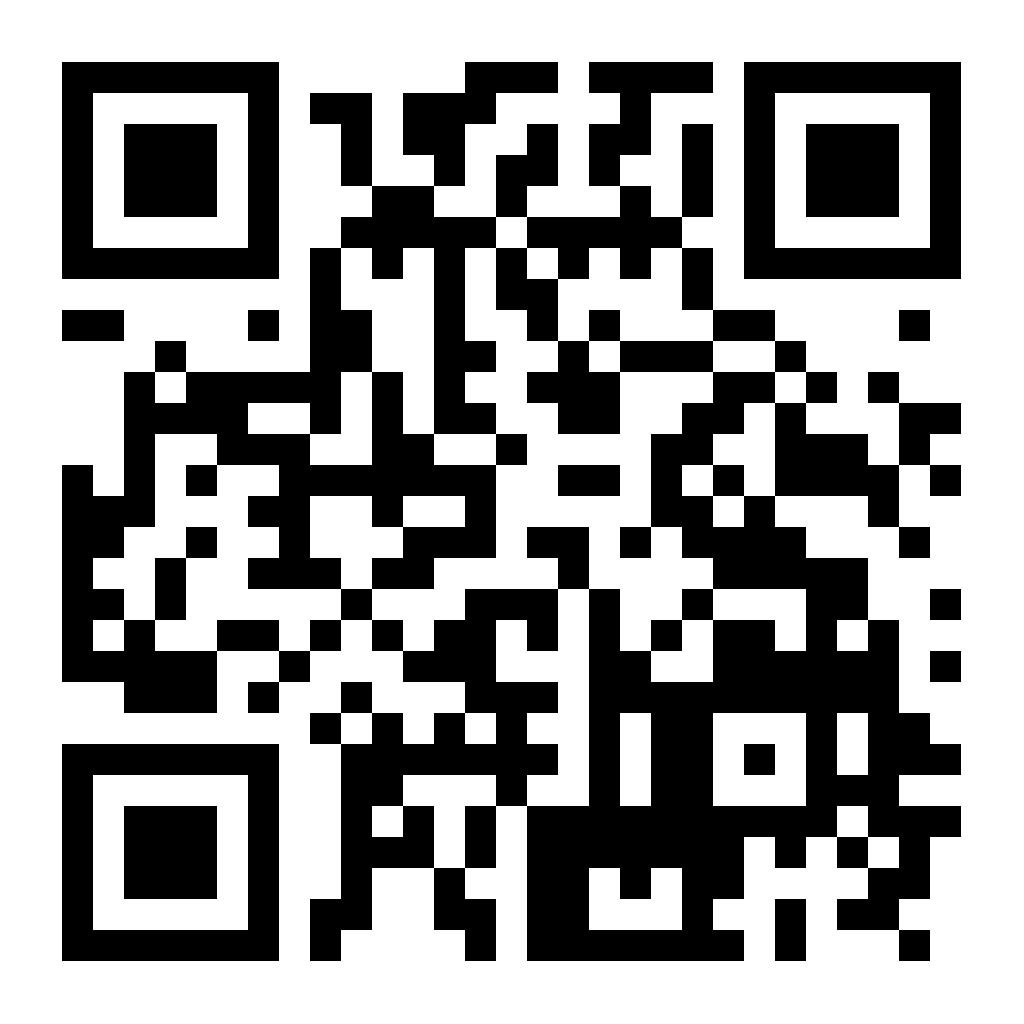 QR code linking to the portfolio website